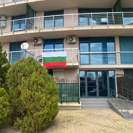 Apartman Two-room Sunny For 4 People